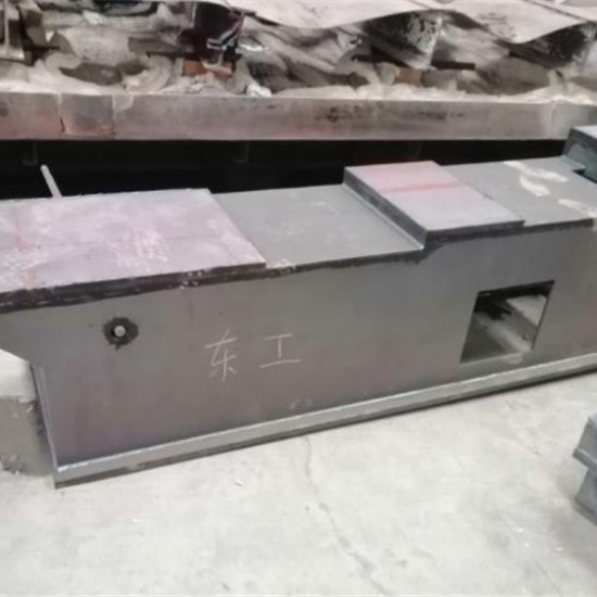 特大型打砂設備，對所有特大型金屬件表面打砂清除表面雜質(zhì)